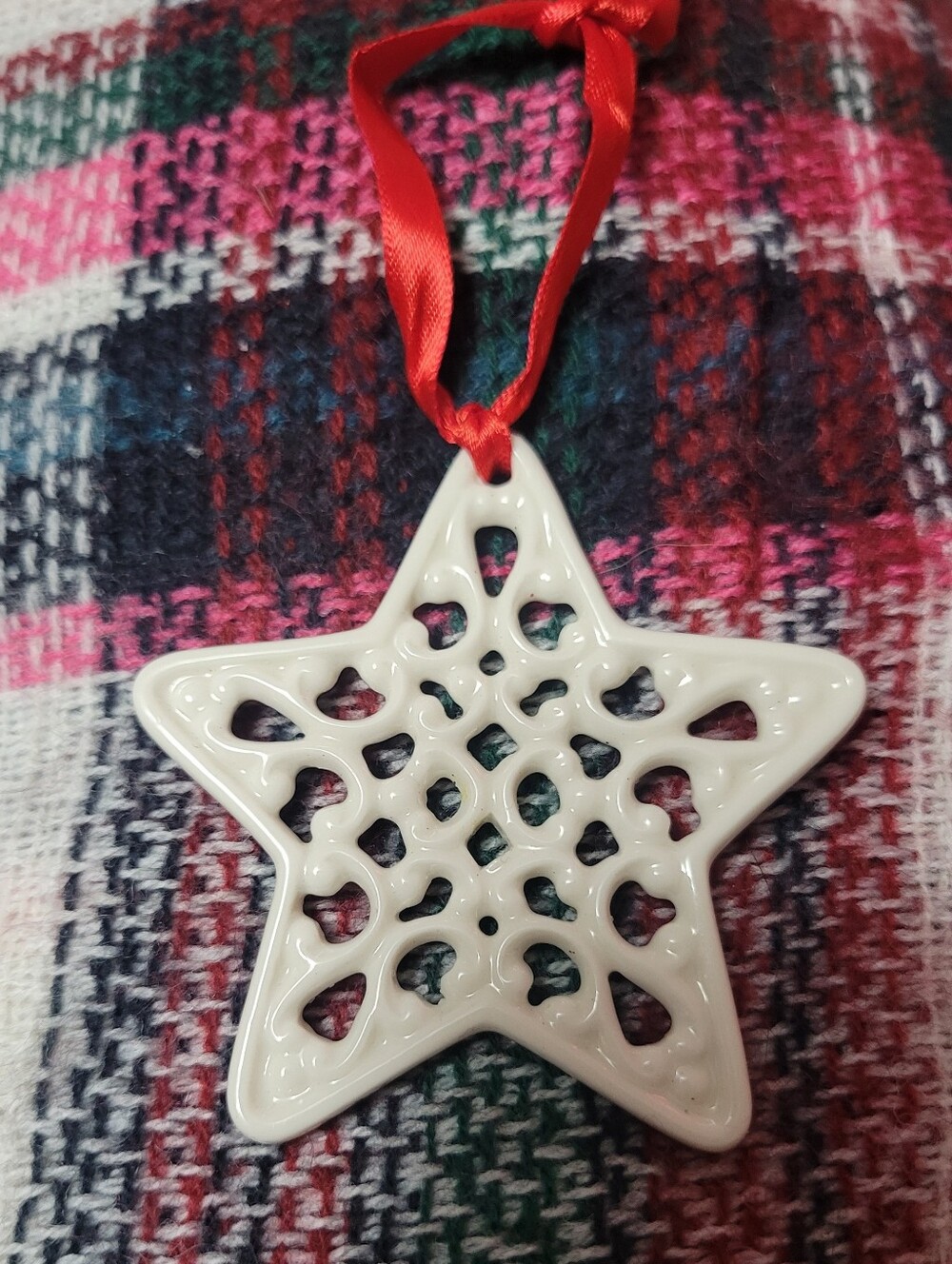 Lenox Ornament Pierced Lace Star Charm Red Ribbon Christmas Decor Ornament